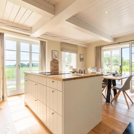 Sommer Hues Nyaraló *